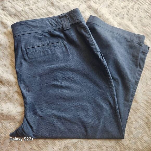 P27  White Stag casual casual crop pants - Picture 1 of 8